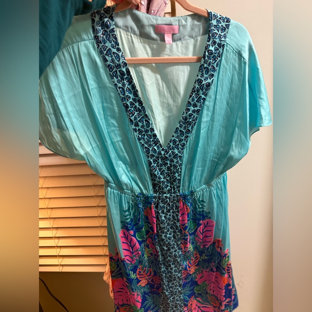 Lilly Pulitzer Aqua and Pink V-Neck Tropical Print Tunic